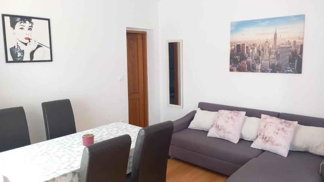 Apartments Pipi Пакоштане Екстер'єр фото