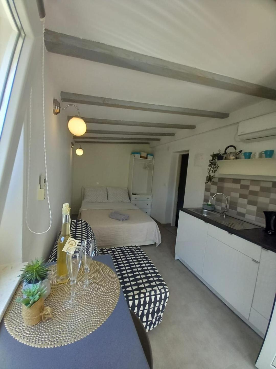 Apartments Pipi Пакоштане Екстер'єр фото