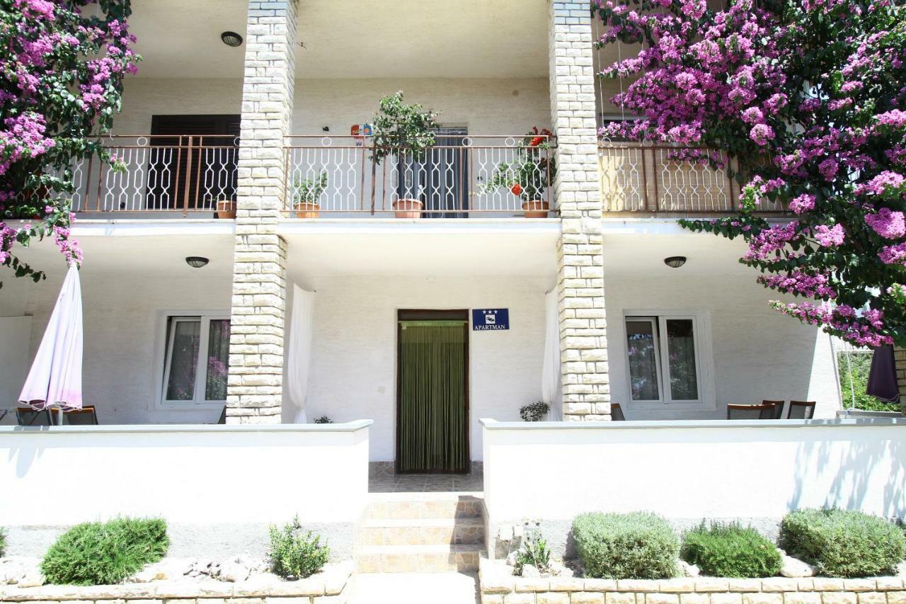 Apartments Pipi Пакоштане Екстер'єр фото